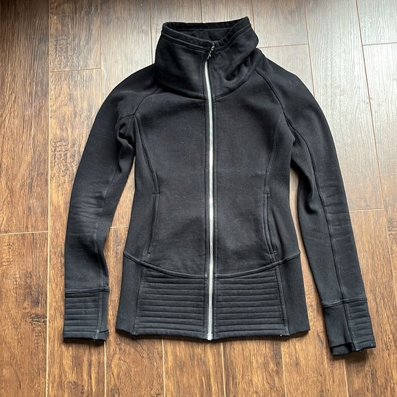 Lululemon Radiant Jacket II - Picture 3 of 3